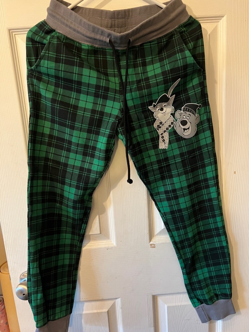 Disney Robin Hood Women’s Green Plaid Jogger Pants with Character Patch